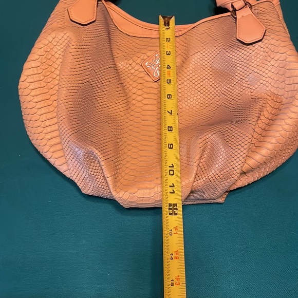 Vera Wang Purse - Picture 15 of 16